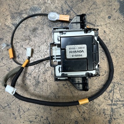 2018 - 2020 TOYOTA SIENNA GPS NAVIGATION ANTENNA MODULE UNIT OEM 8688008010