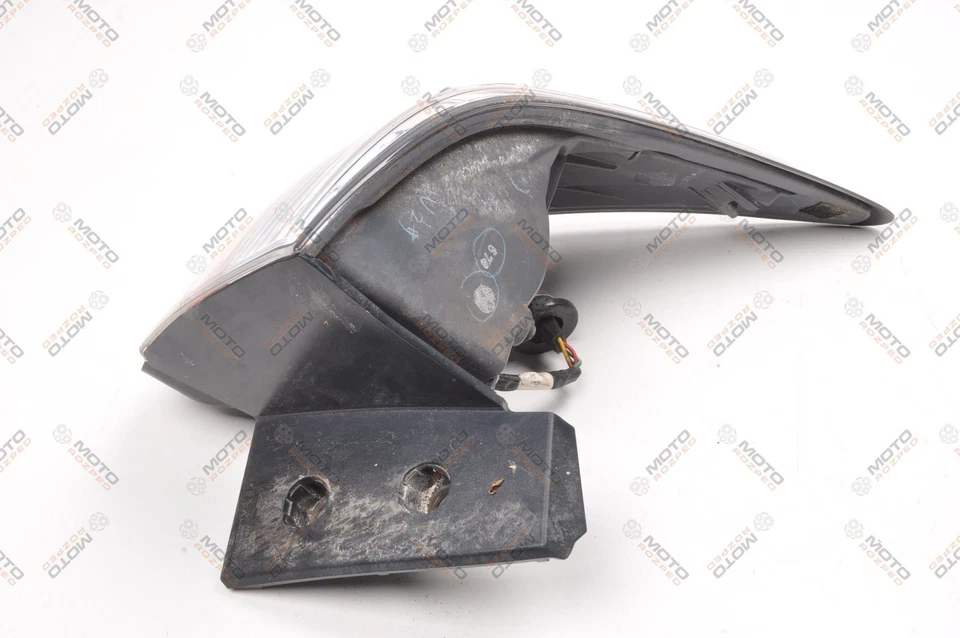 LEXUS CT 200H Luce Posteriore Sinistra - Immagine 4 di 4