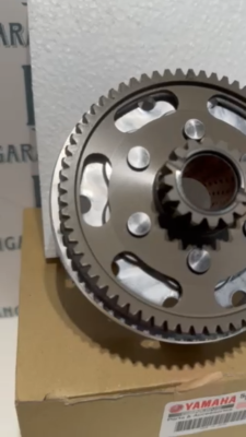 YAMAHA GENUINE YZ85 YZ 65 85 CLUTCH BASKET W/ GEAR 5PA-16150-12-00