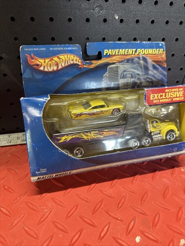 🔥 Hot Wheels Pavement Pounder 1959 Chevy Impala 2000 LIMITED EDITION NEW SEALED - Picture 2 of 2