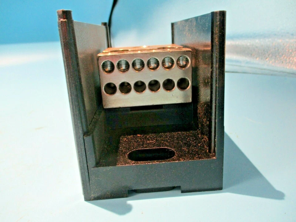 NEW GOULD 68151 POWER DISTRIBUTION BLOCK 350MCM-#6 12(#4-#14) 1 POLE - Image 4 of 4