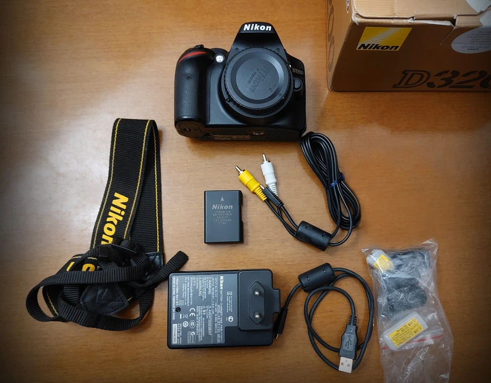 Nikon D3200, foto 1 di 5