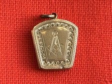 Masonic Mark Keystone Locket in rolled gold
