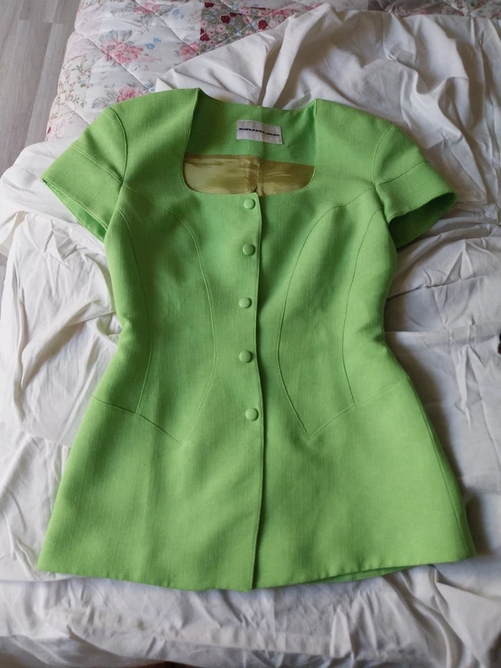 Superbe veste MUGLER doublée, cintrée vintage vert pomme T36/38 Voir dimensions - Photo 2/4