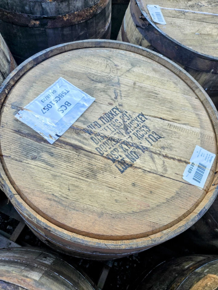 Barris de uísque de carvalho autênticos aposentados -55 galões, grau de mobiliário - Imagem 4 de 4