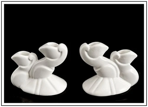 J A BAUER POTTERY  Set of 2 Cal-Art Candle Holders #526, Matte White, Excellent