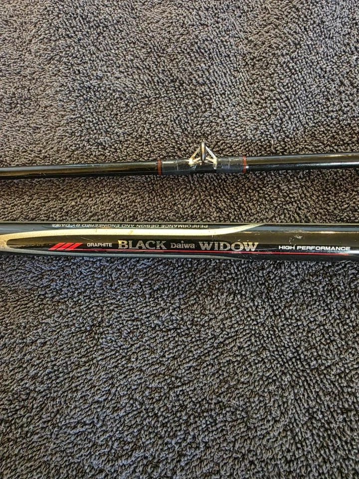 Daiawa Black Widow High Performance Fishing Rod About 104" Long - Image 3 of 4