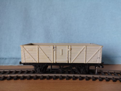 Jouef For Playcraft HO Gauge 2x 22T Tube Wagons & 1x 13T Flat Wagon Good Cond. - Picture 4 of 14