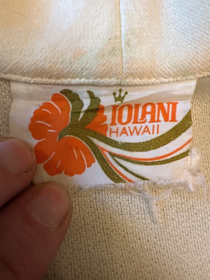 Camisa De Colección Iolani Hawaii Para Hombres Crema Manga Corta Bordada Bolsillo en el Pecho Foto 3 de 4