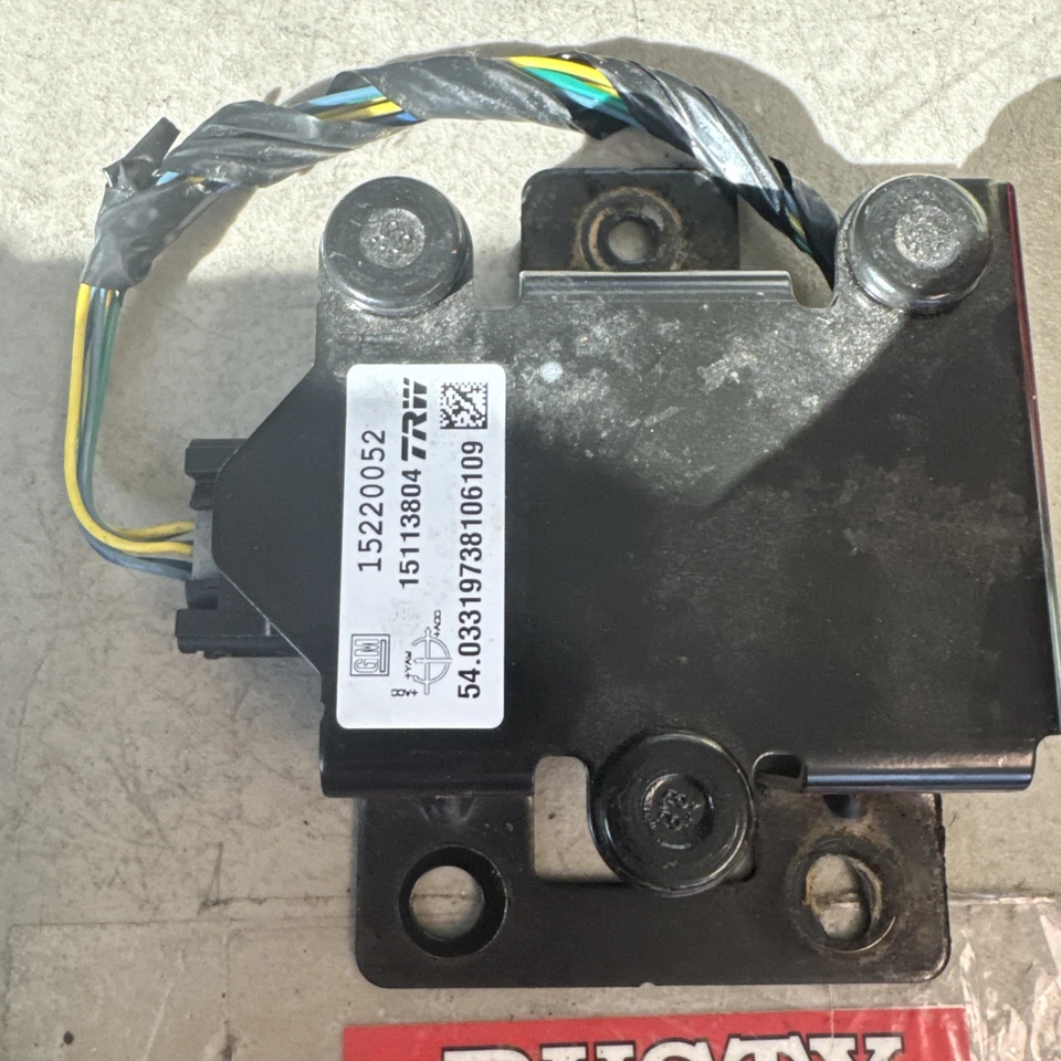 Chevy Trailblazer SS 2006 chasis ECM 15113807 Foto 4 de 4