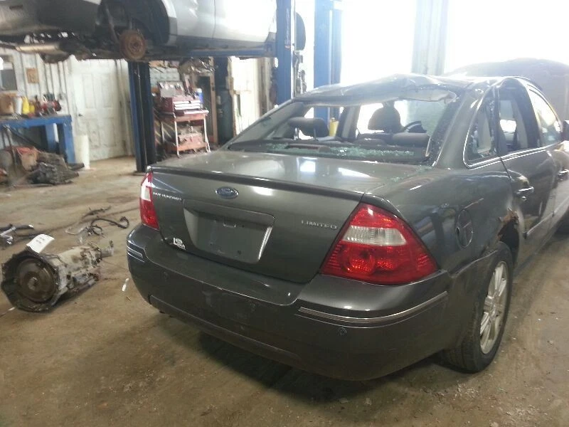 Colector de escape del conductor 3,0 L delantero compatible con 05-07 QUINIENTOS 1703832 Foto 4 de 4