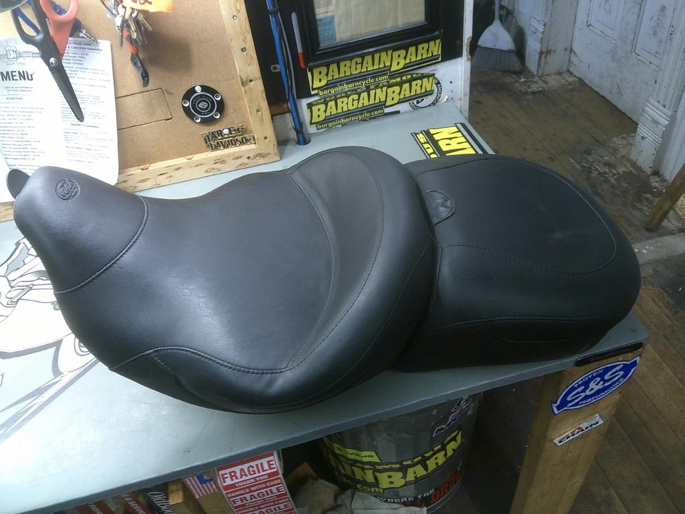 Mustang - 79556 - Super Touring asiento vintage de una pieza sin respaldo del conductor Foto 2 de 4