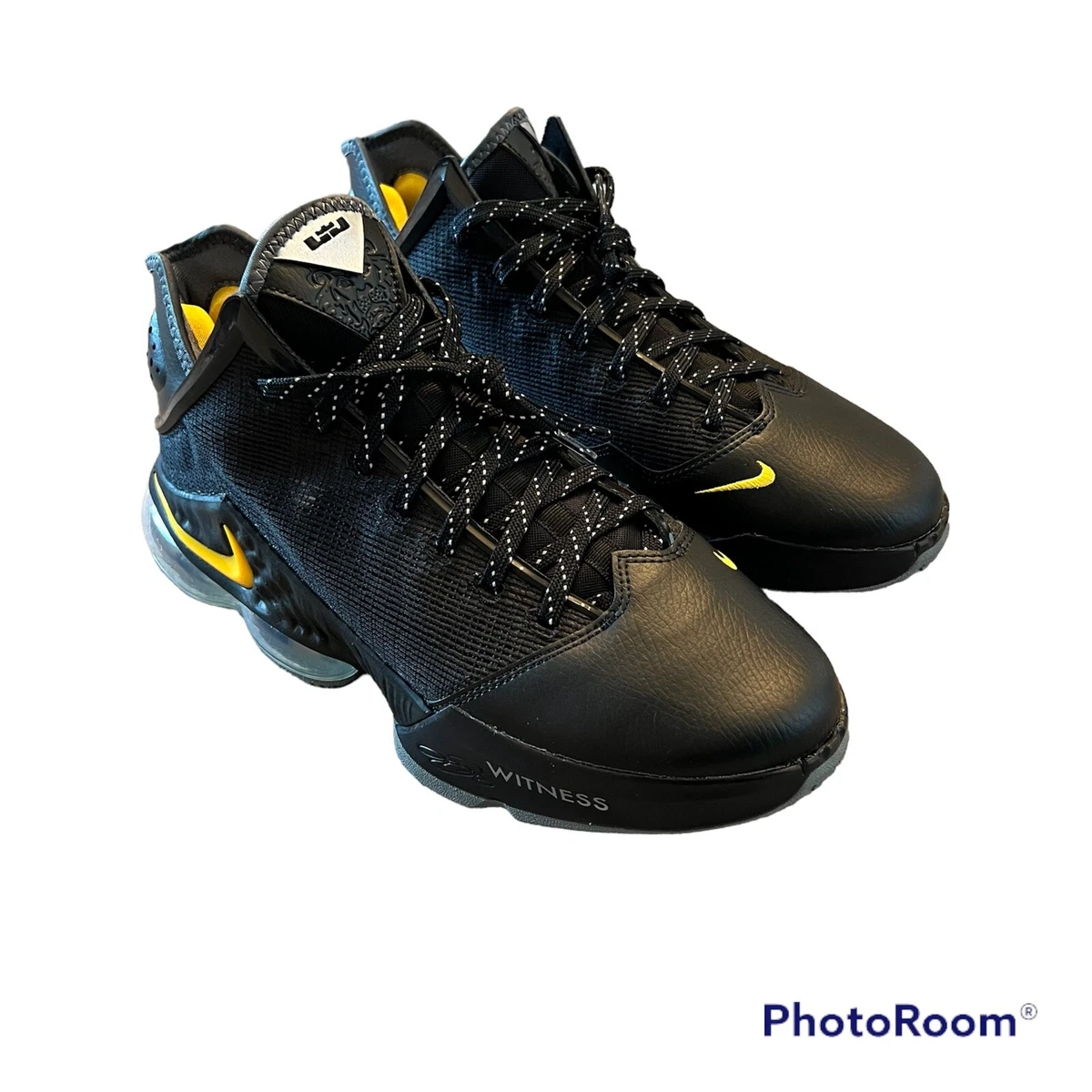 Nike LeBron 19 Low Shoes