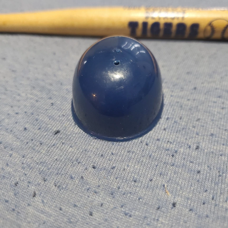 1984 Detroit Tigers World Champions Ink Pen Mini Bat Mini Helmet Olde English D - Image 3 of 4