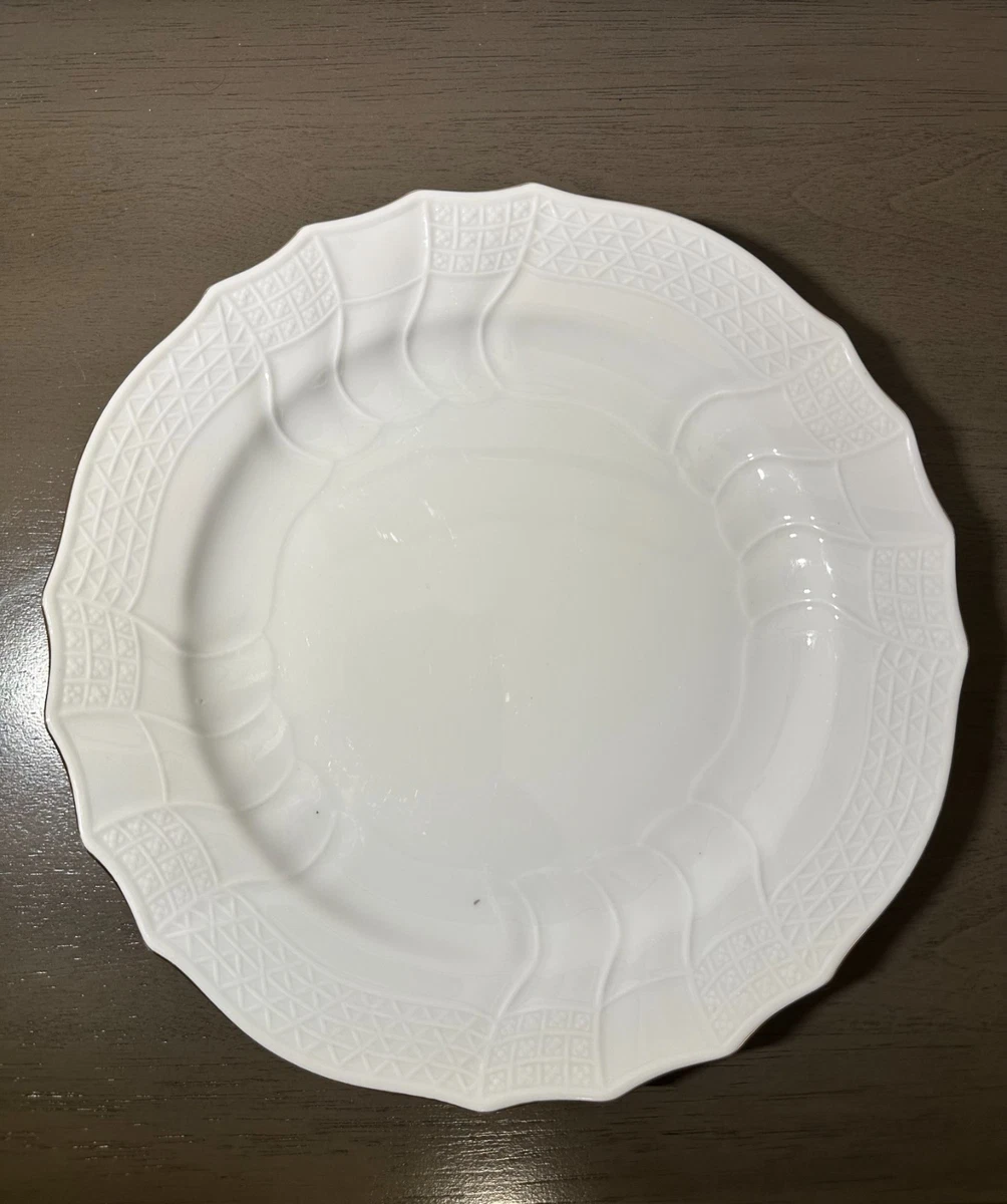 Dresden Plate In Antique Ceramic & Porcelain Plates & Chargers for