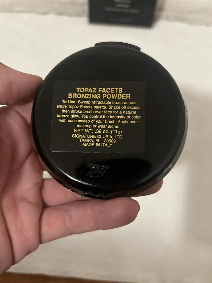 SIGNATURE CLUB A Topaz Facets Brightening & Bronzing Powder NIB FREE SHIP - Image 3 of 4