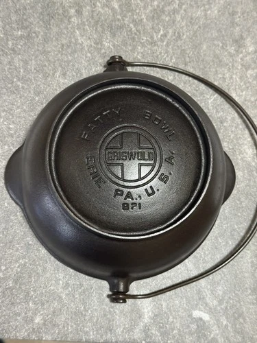 Griswold No. 871 Patty Bowl EPU Cast Iron Erie PA USA- Bailed Handle- Very  Nice