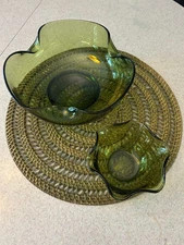 Anchor Hocking Accent Modern Avocado Green Wavy Glass Chip & Dip Set -60's/70's