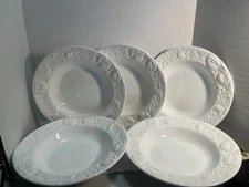 5–Over And Back Pasta Bowls Embossed Tomatoes Made In Italy 10.5” White 2912