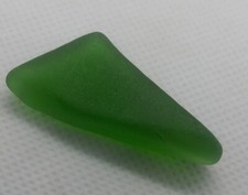 GENUINE PURE MAINE BEACH SEA GLASS SURF TUMBLED GREEN GLASS ARROWHEAD PENDANT