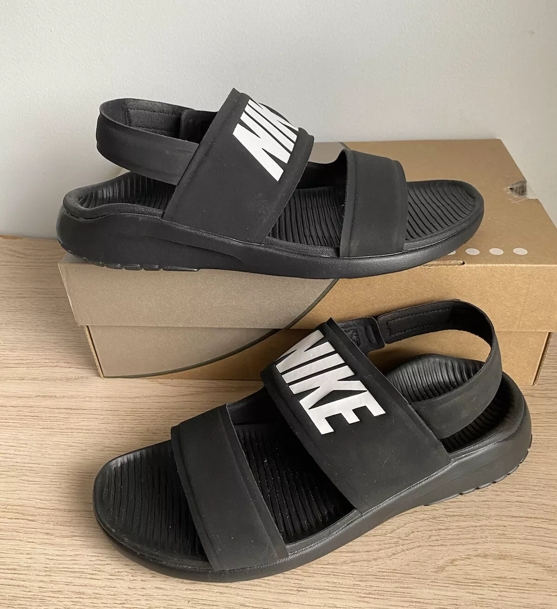 NIKE Tanjun Black Women Slingback Ankle Strap Open Toe Neoprene Sandals SZ 10