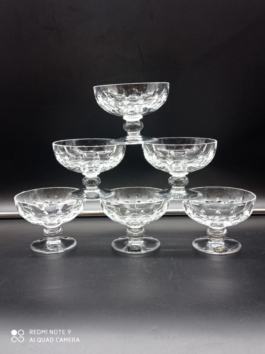 12 Splendide Flute Coupe De Champagne Signe Saint Louis Cristal Grave Guirlande - Verres cristal
