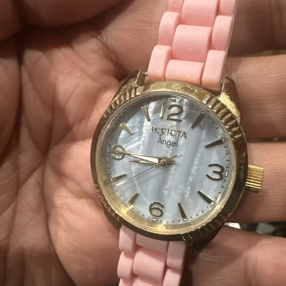 Reloj Invicta para damas Angel azul esfera fregona en funcionamiento correa de silicona rosa 34 mm ajuste 7 pulgadas Foto 3 de 4