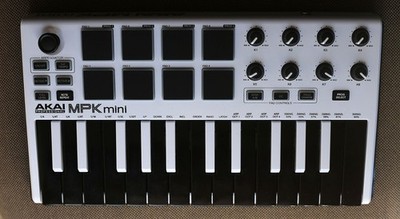 MIDI Keyboard AKAI MPK mini II, black keys (used)