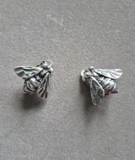 Gorgeous Clift Nicholson sterling silv Modernist Artisan Bee clip earrings