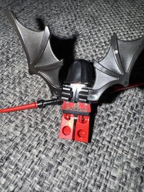 Lavaria  Wings Hood Demon Warrior Nexo Knights LEGO&reg; Minifigure Mini (A29)