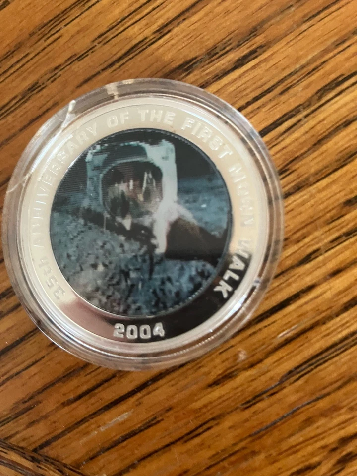 Silver Apollo Coin 2004 - Image 3 of 3