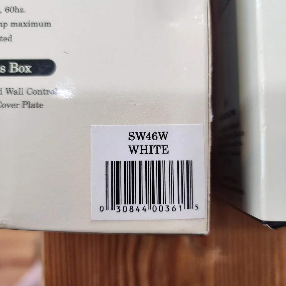 Ventiladores de techo Emerson SW46 + SW400, ventilador de techo de 4 velocidades control deslizante blanco Foto 3 de 4