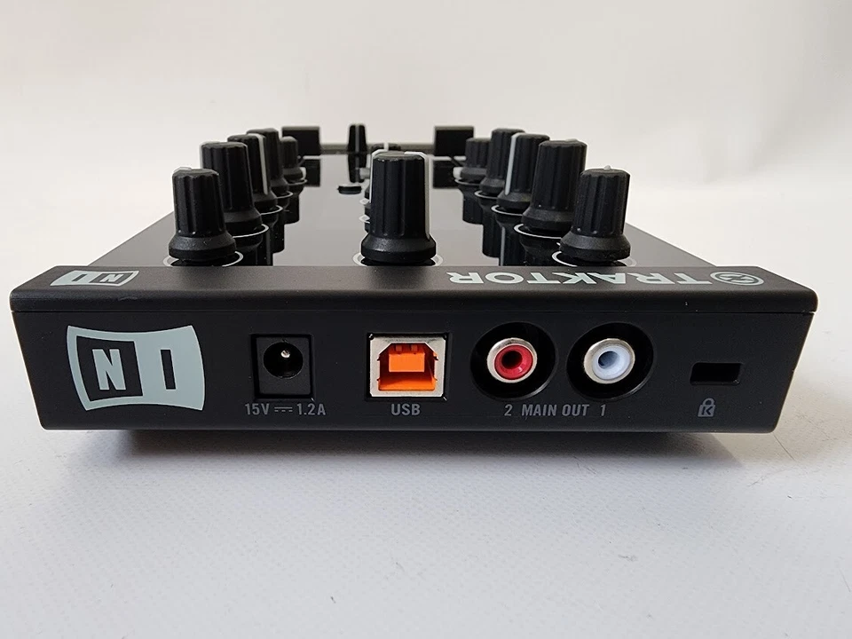 Native Instruments Traktor Kontrol Z1 DJ Mix Controller - Bild 3 von 3