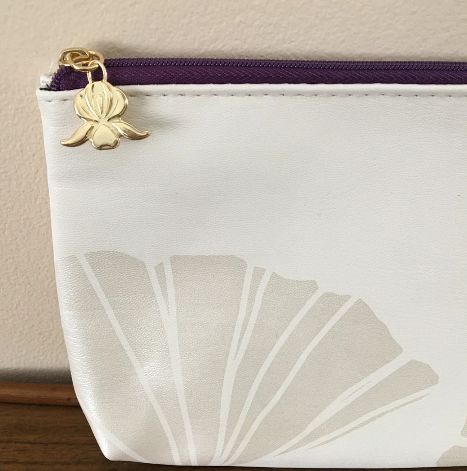 BOLSO DE MAQUILLAJE COSMÉTICO CREMA Sisley Paris NUEVO SIN CAJA Foto 2 de 4