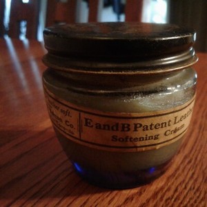 EVERETT & BARRON CO. PROVIDENCE-TORONTO 1/4 FULL POLISH COBALT BLUE PAPER LABEL