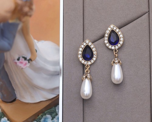 Orecchini a Perno Dorato Antico Pendente Goccia Blu Navy Perla Bianco YW8 - Foto 2 di 10