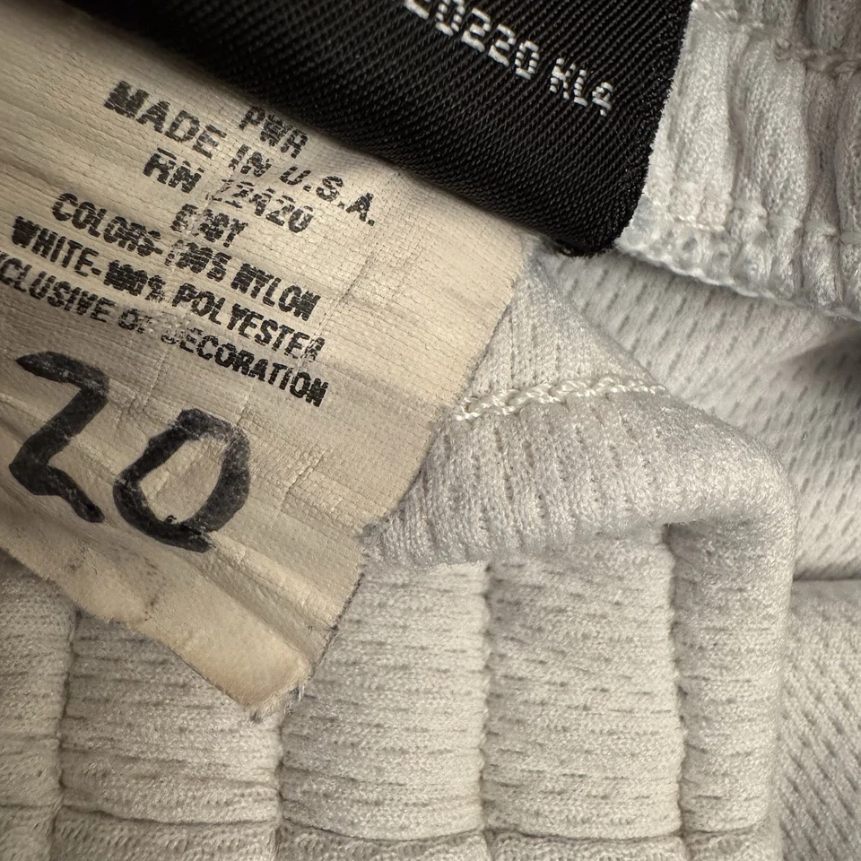 VINTAGE Bowling Green State Falcons Shorts Mens 3XL White Team Issued Nike - Image 4 of 4