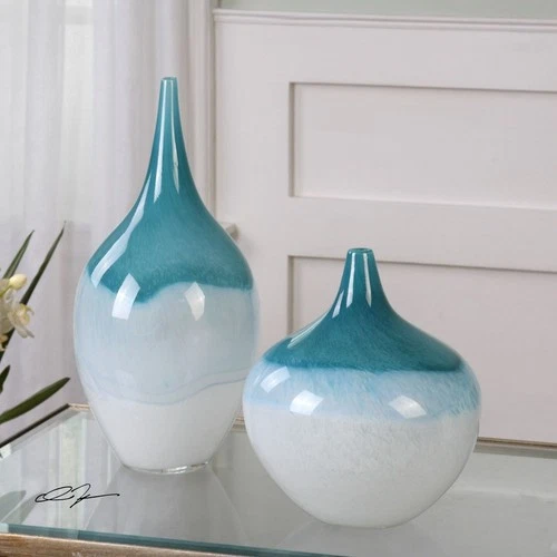Carlas - 15 inch Vase (Set of 2) Accessories Uttermost 20084 - Picture 4 of 6