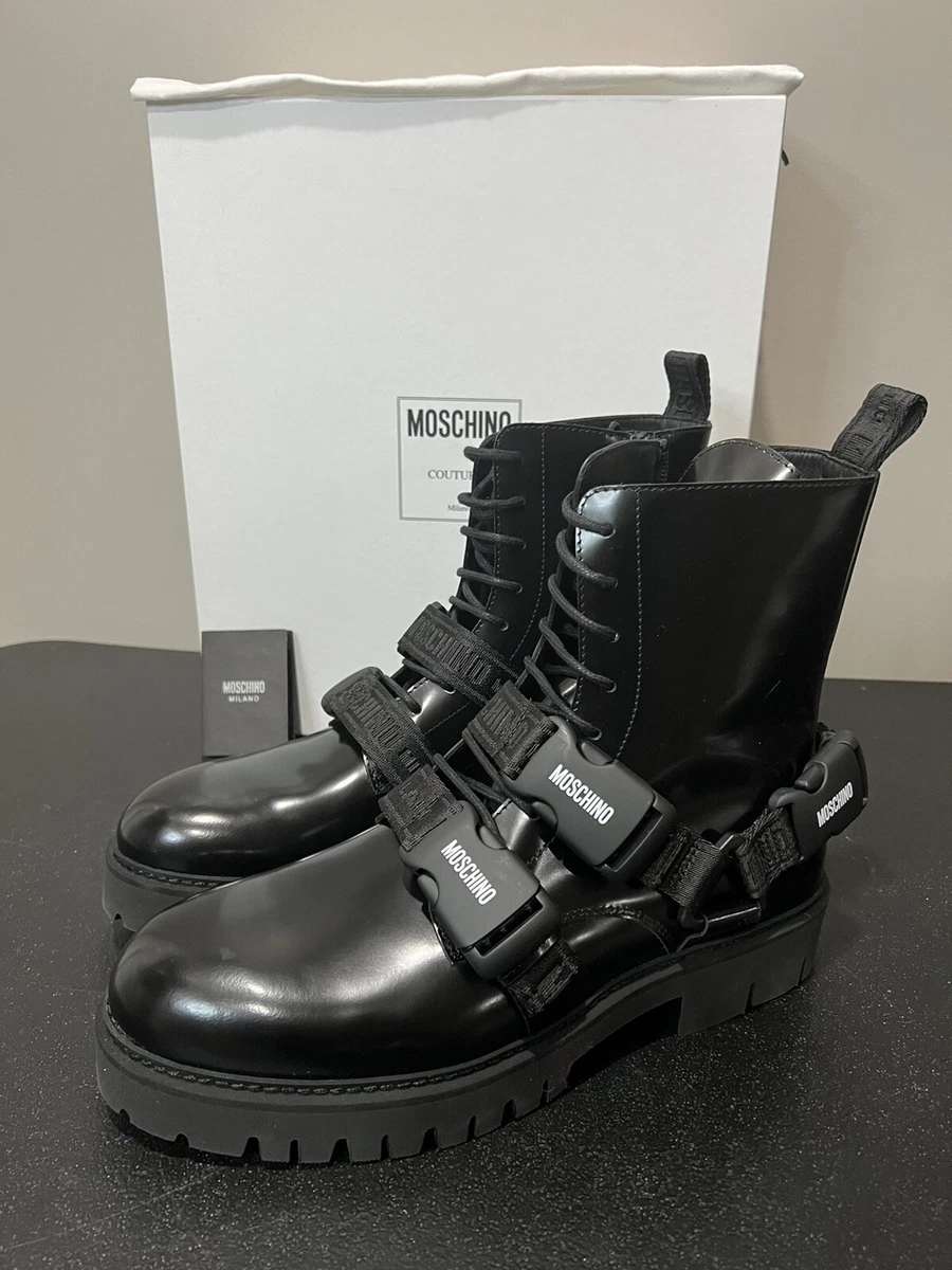 Chunky boots with buckles 2025