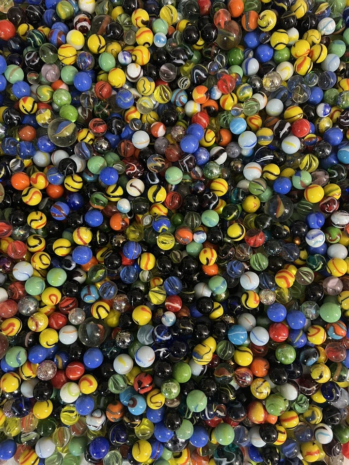 Marbles Lot Off 80 multiple colors - Image 3 of 4