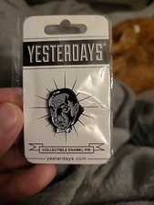 Dracula Universal MANIAC MONSTERS BLACK & WHITE LAPEL PIN YESTERDAYS CO