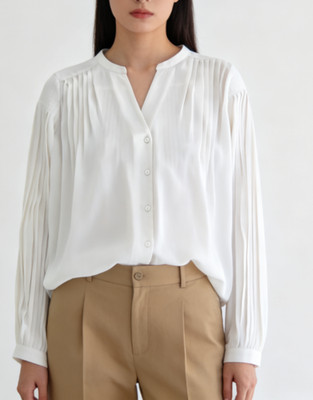 Damen Bluse mit plissee von Ba&sh * Gr.38/M* Farbe :cremeweiß