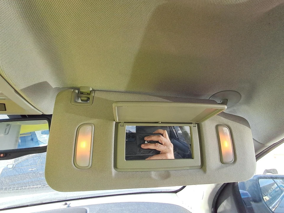 Used Right Sun Visor fits: 2010 Gmc Terrain Right Grade A - Imagem 2 de 4