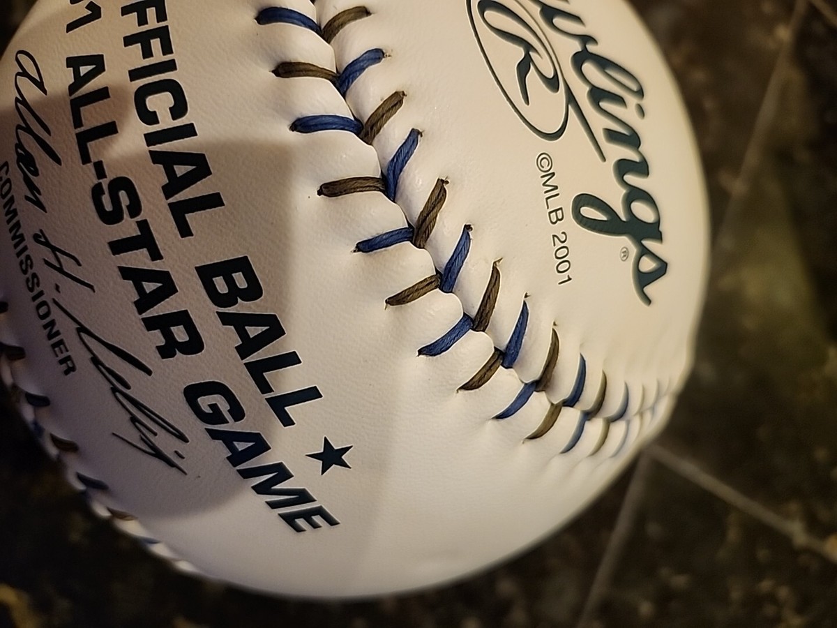 Oversized Rawlings Official MLB MAJOR LEAGUE BASEBALL - 2001
