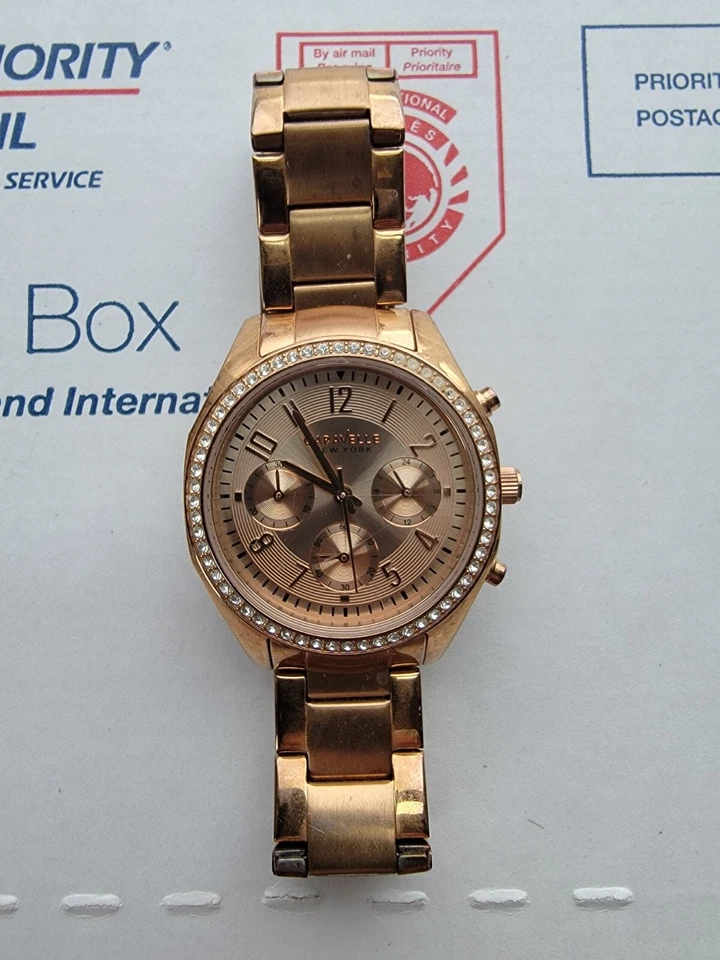 Relógio de pulso feminino Caravelle New York 44L117 ouro rosa aço inoxidável - Imagem 3 de 4