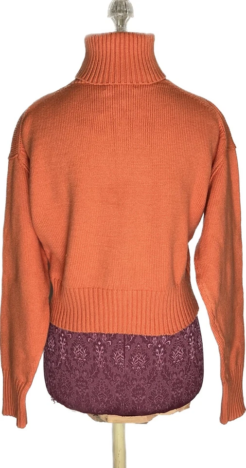 Suéter para mujer Club Monaco naranja corto venta al por menor $149 Foto 2 de 4