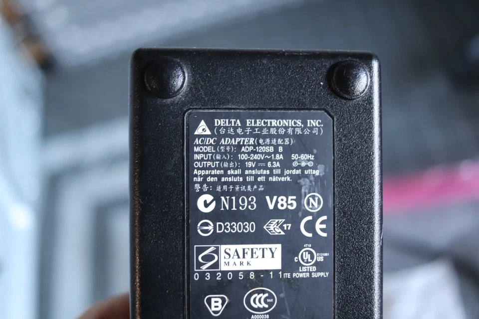 Original Gateway 120W AC Power Adapter Charger ADP-120SB 19V 6.32A - Image 3 of 3