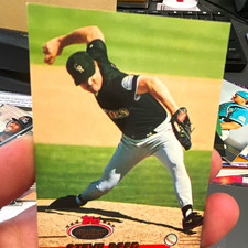 Topps 1993 Stadium Club Steve Reed #674 Rookie Colorado Rockies Baseball Card. rookie card picture