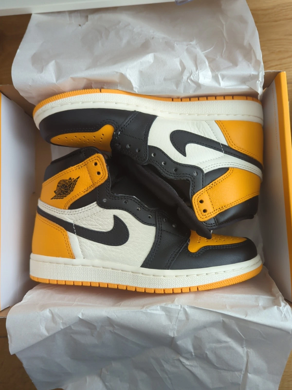 Jordan 1 High Retro Taxi Punta Gialla UK 3 US 3.5 EU 35.5. Scatola nuova DS OG