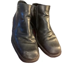 Men’s Leather Aldo Black Ankle Boots, Size 9- Needs Repair